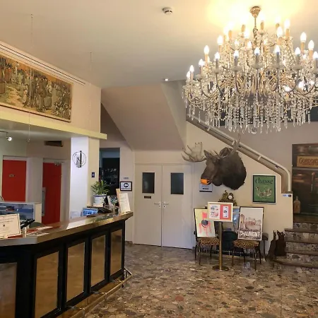 Hotel Grand Terminus Reine Chaumont (Haute-Marne)