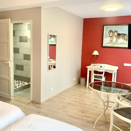 Hotel Grand Terminus Reine 3*